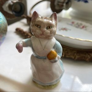 Vintage Tabitha Twitchett figurine